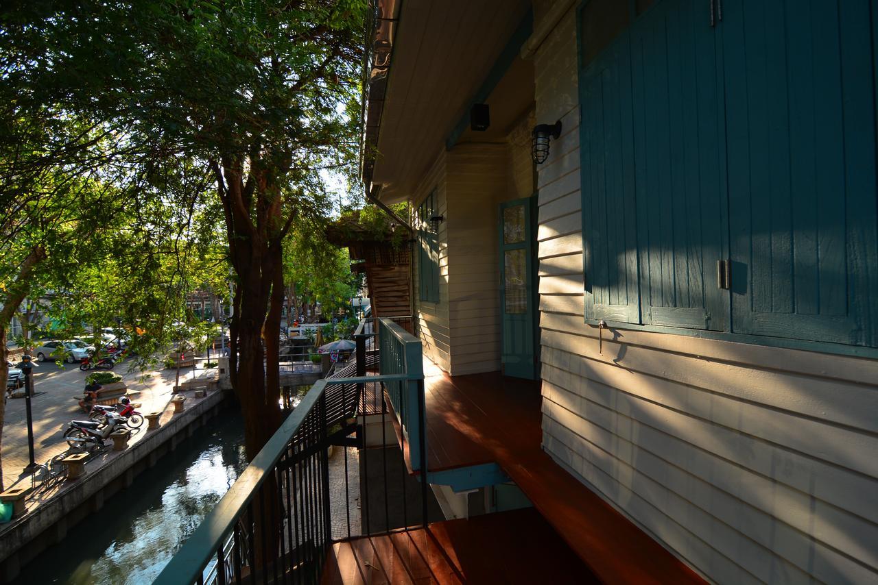 La Moon Hostel Bangkok Exterior photo