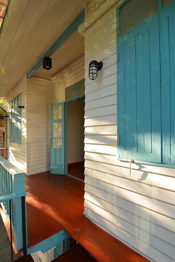 La Moon Hostel Bangkok Exterior photo